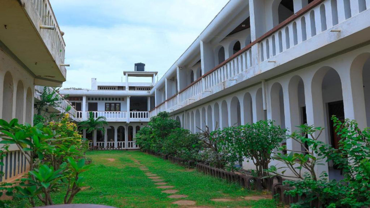 Silver Sands, Negombo