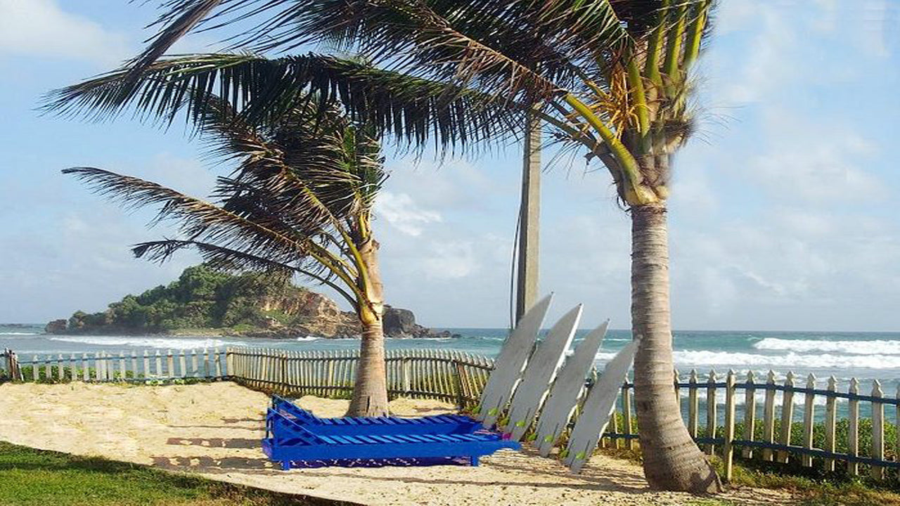 Lace Rock Beach Cabanas, Ahangama