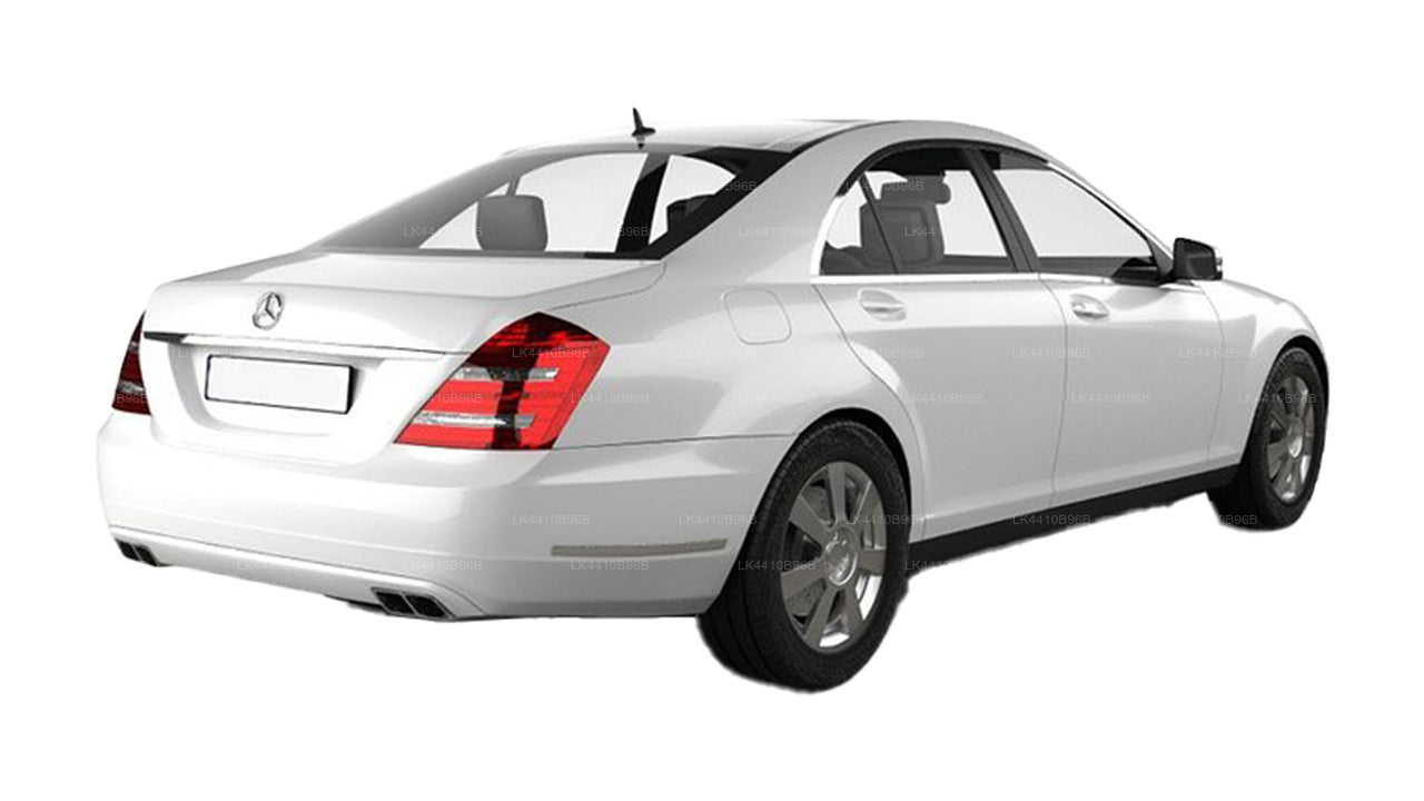 Colombo Airport (CMB) to Colombo City Private Transfer by Mercedes Benz E200