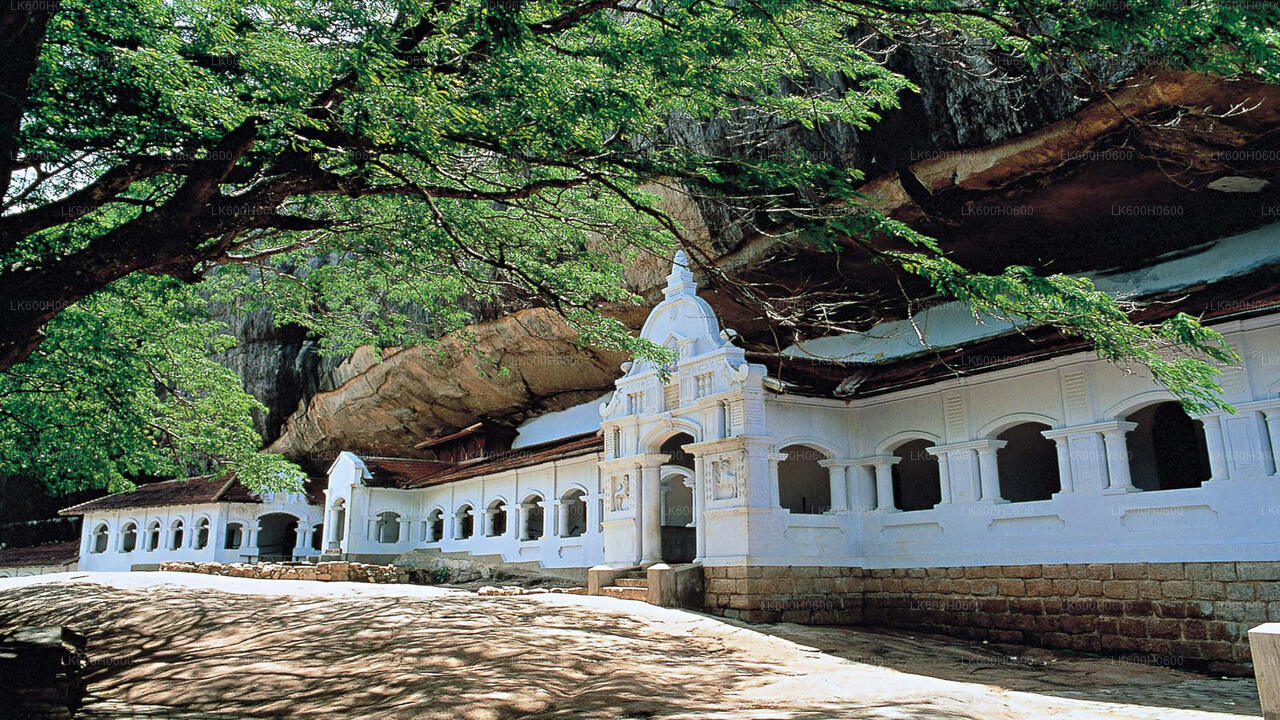 Sigiriya and Dambulla from Kitulgala