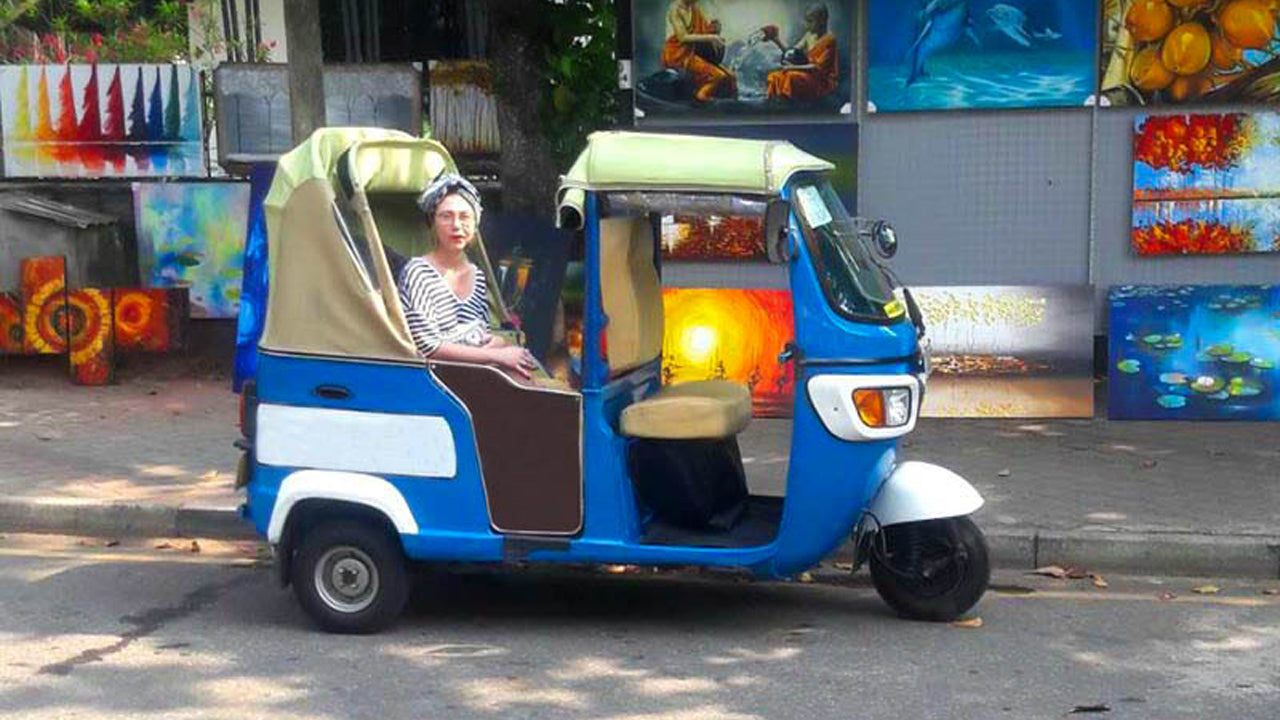 Colombo Tuk Tuk Safari from Colombo Port