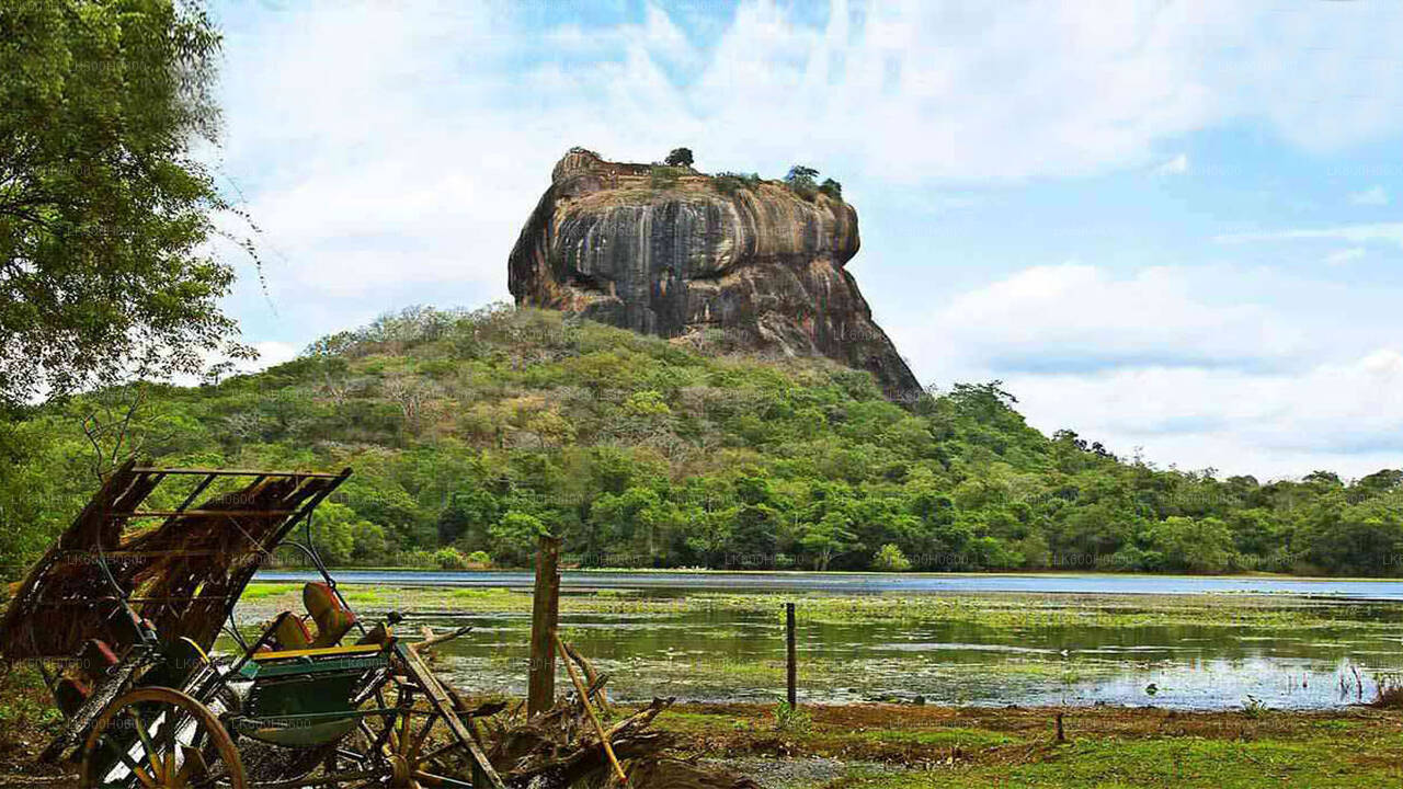 Sigiriya and Dambulla from Colombo