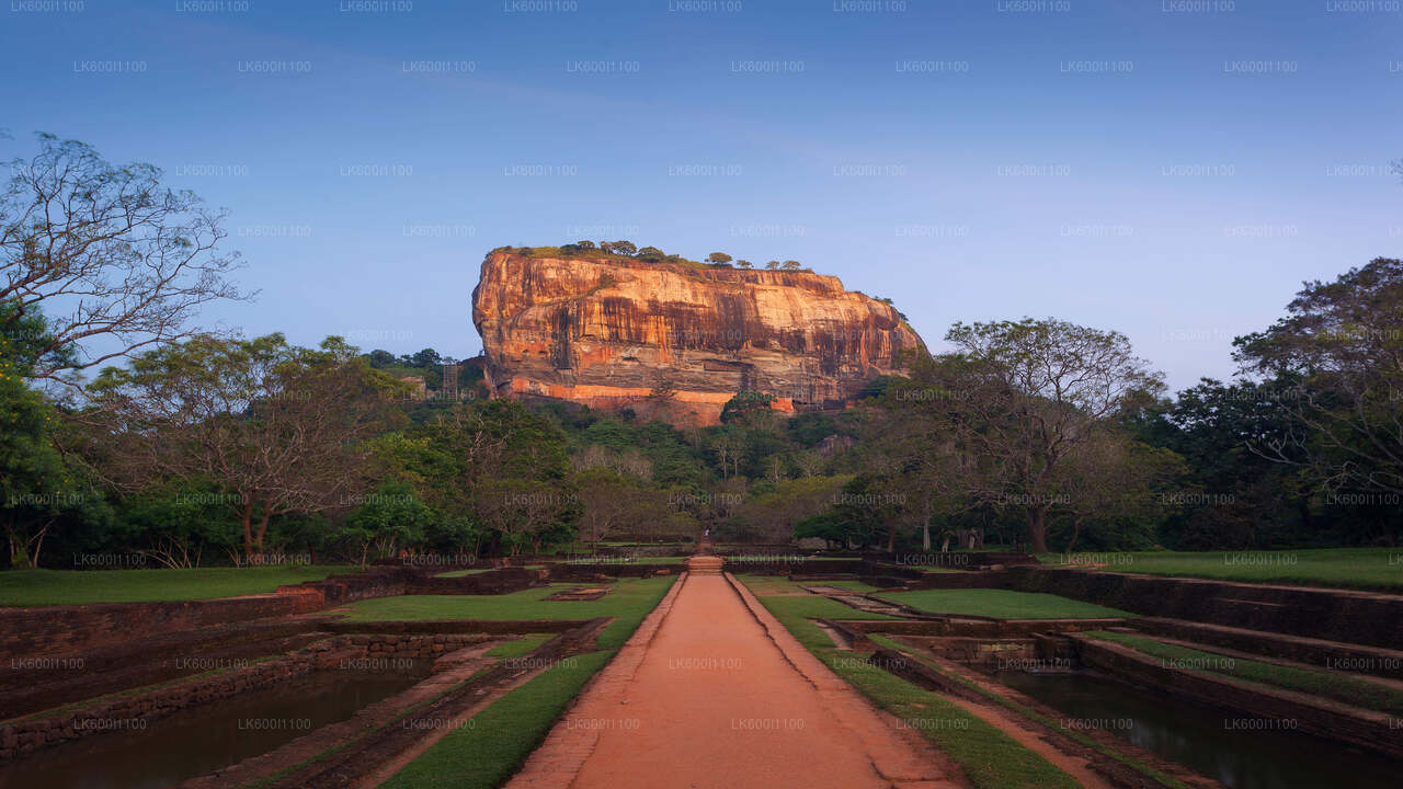 Sigiriya and Dambulla from Dambulla