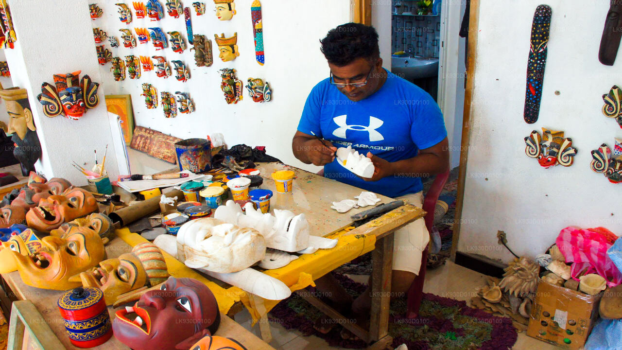 Mask Making Tour from Bentota